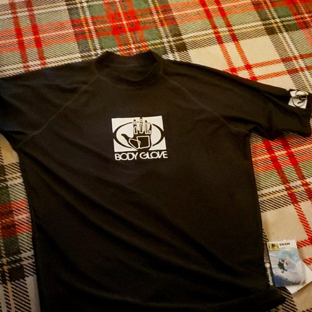 Body glove swim board top. Brand new, black, size xxl